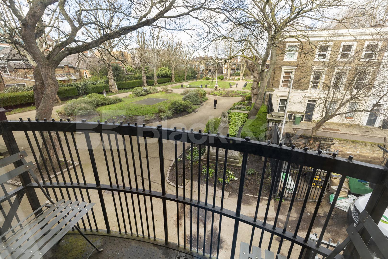 Super spacious two bed two bath apartment by Camden High St & Tube  Pratt Street, Camden